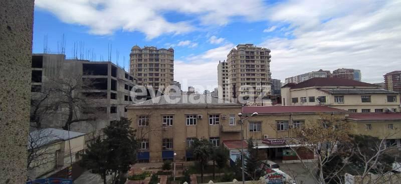 Satılır, yeni tikili, 3 otaqlı, 130 m², Nizami m.