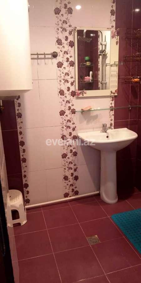 Sale, old building, 3 room, 55 m², Yeni Guneshli d.