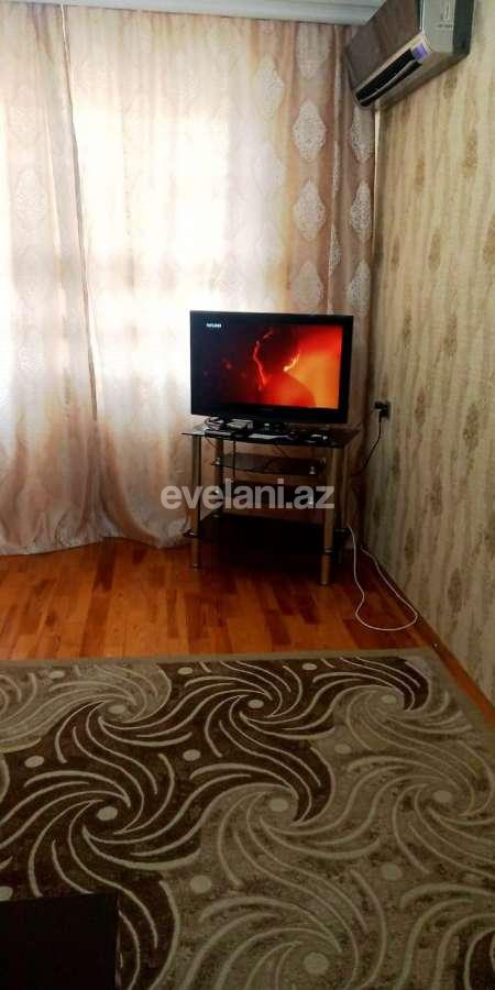 Sale, old building, 3 room, 55 m², Yeni Guneshli d.