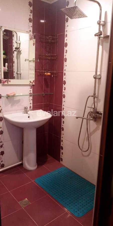 Sale, old building, 3 room, 55 m², Yeni Guneshli d.