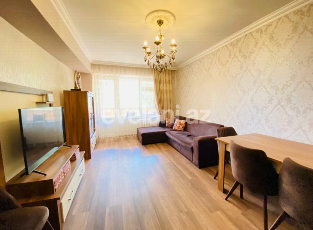 Satılır, köhnə tikili, 2 otaqlı, 80 m², Elmlər Akademiyası m.