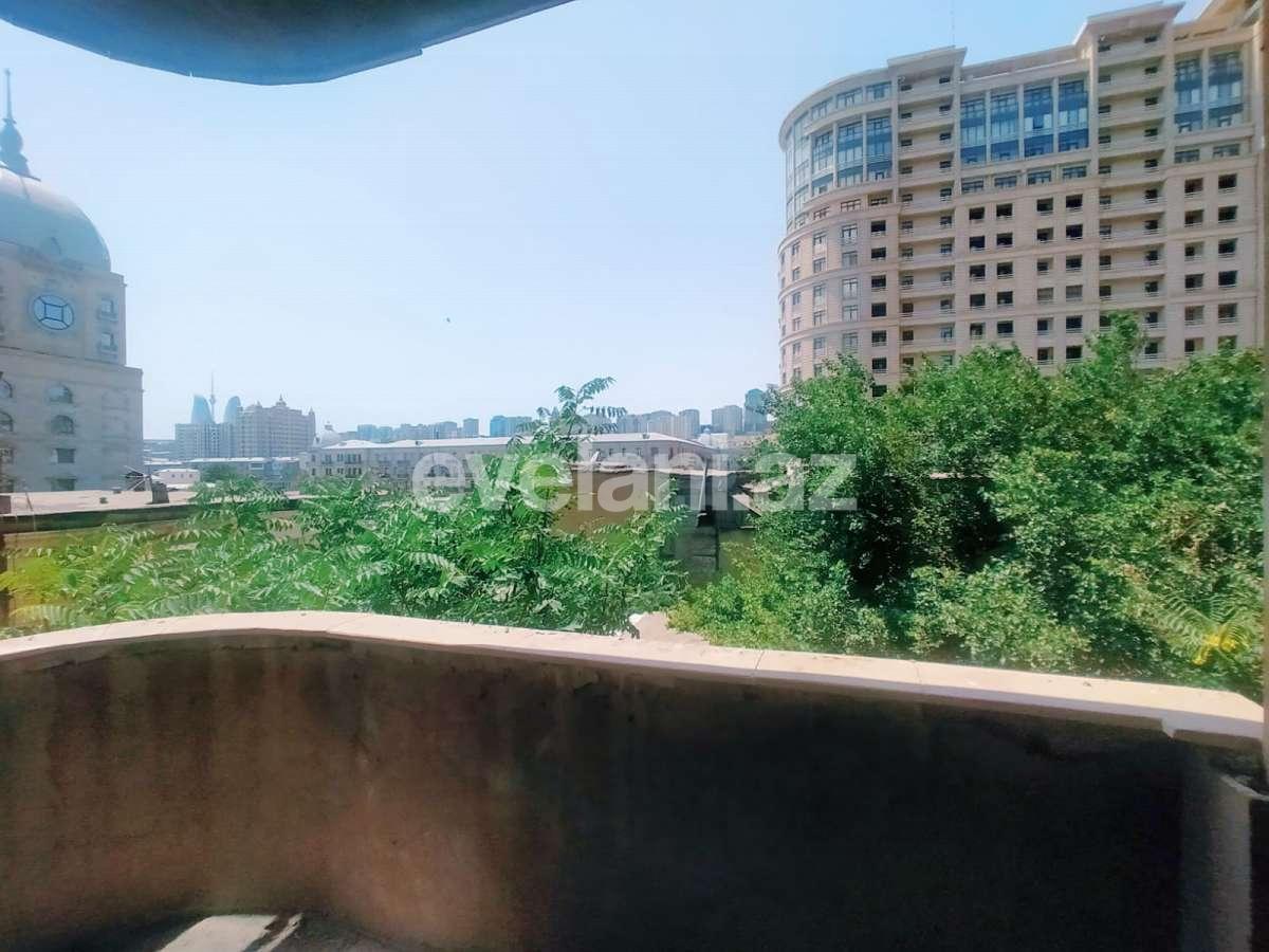 Satılır, yeni tikili, 4 otaqlı, 186 m², Nizami m.