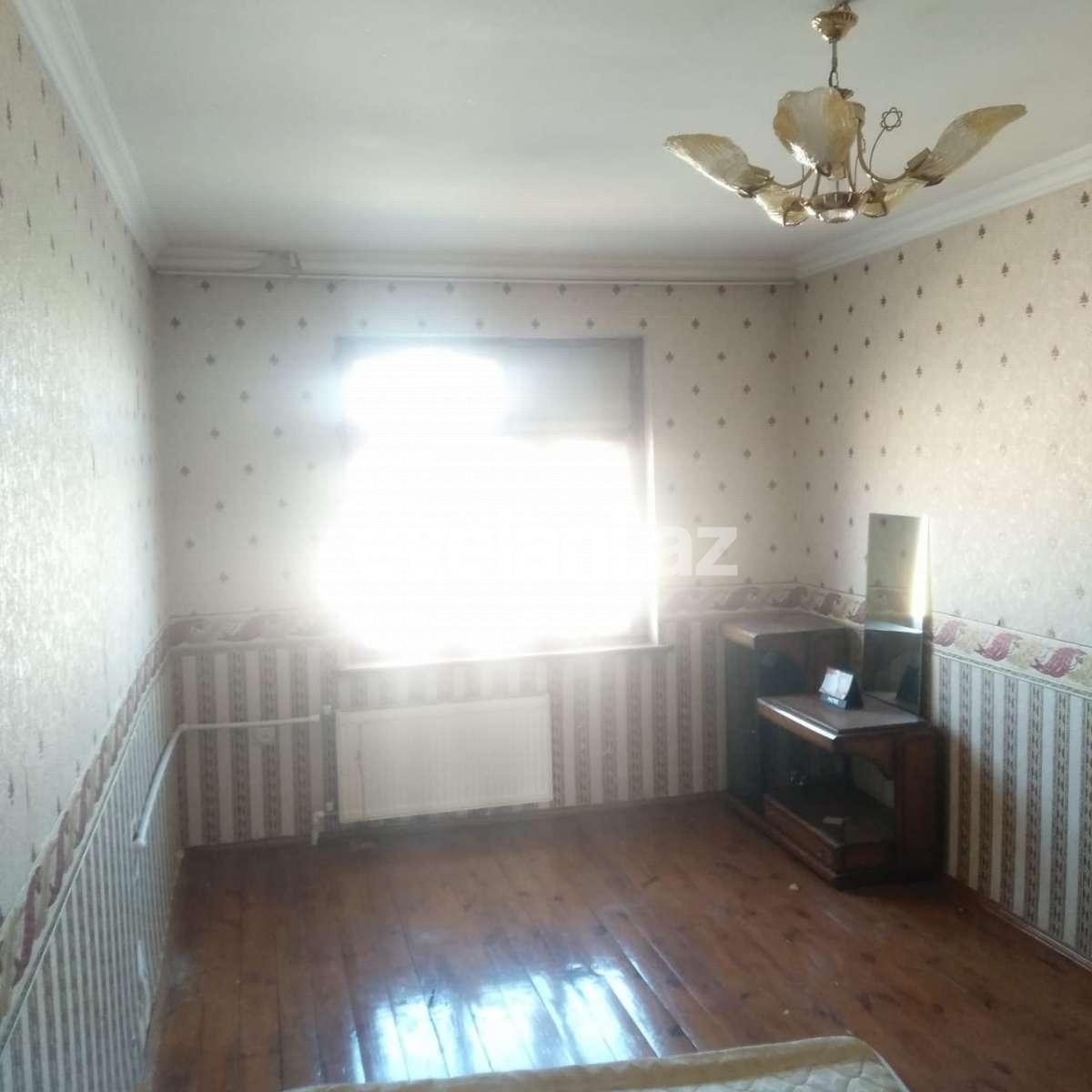 Sale, old building, 3 room, 80 m², Ahmedli m.