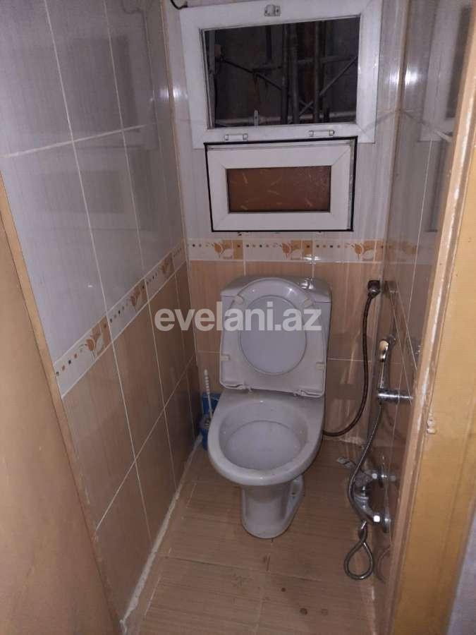 Rent, old building, 2 room, 60 m², 20 yanvar m.