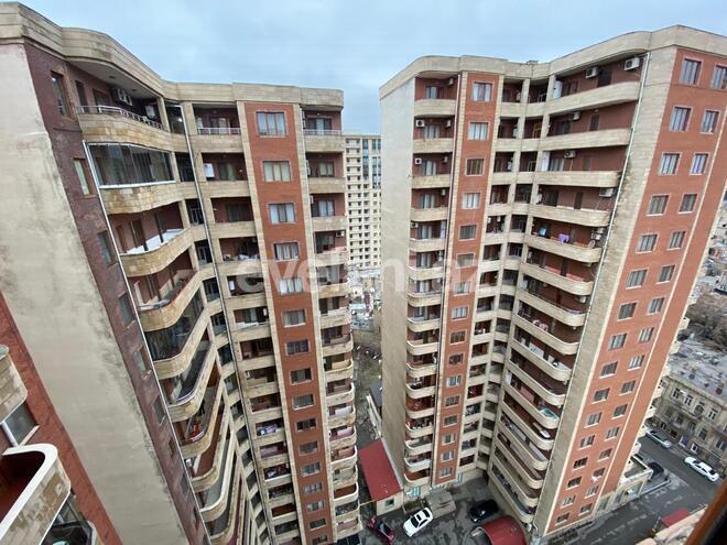Satılır, yeni tikili, 4 otaqlı, 175 m², Nizami m.