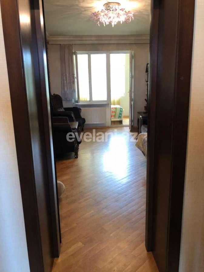 Satılır, köhnə tikili, 2 otaqlı, 60 m², Elmlər Akademiyası m.