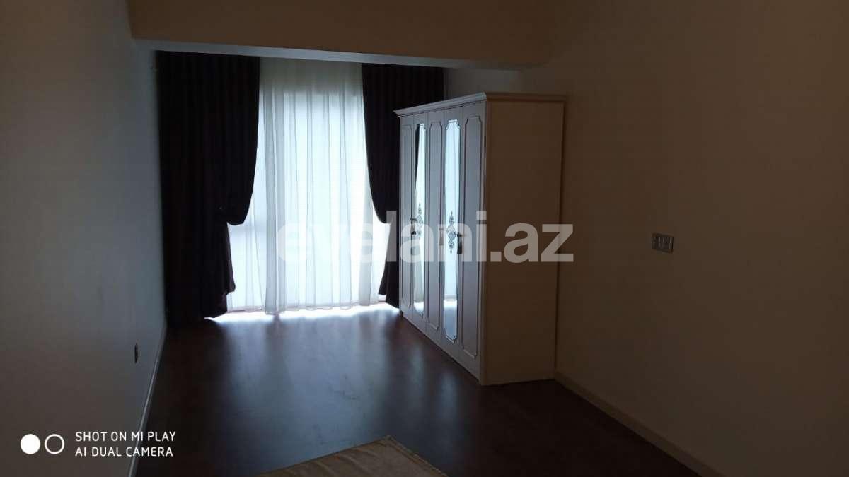 Satılır, yeni tikili, 3 otaqlı, 141 m², Şah İsmayıl Xətai m.