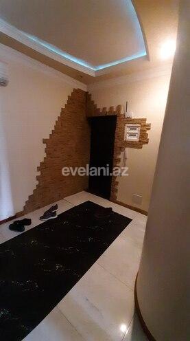 Сдаётся, новостройка, 3-комнаты, 100 m², 20 январь m.