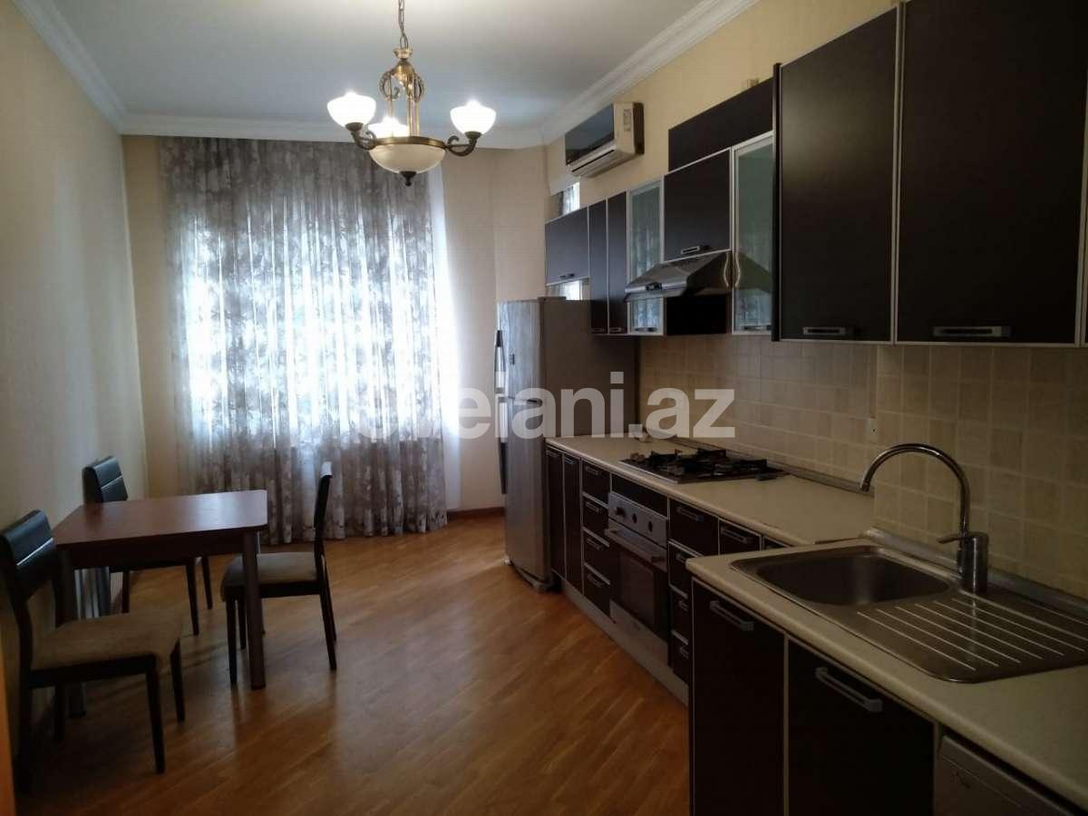 Kirayə verilir, yeni tikili, 2 otaqlı, 90 m², Elmlər Akademiyası m.