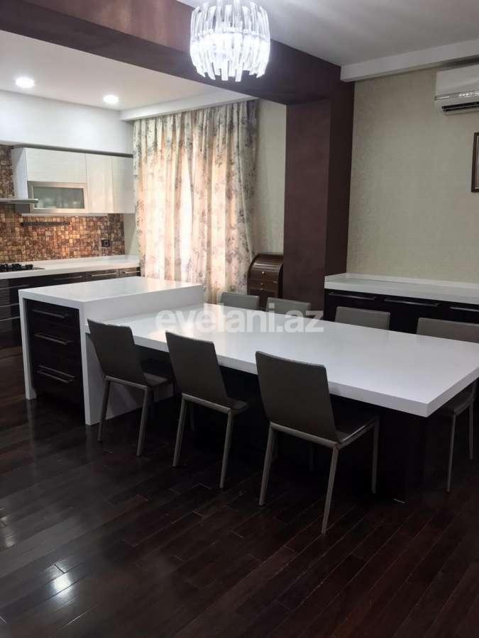 Satılır, villa, 6 otaqlı, 550 m², Bilgəh q.