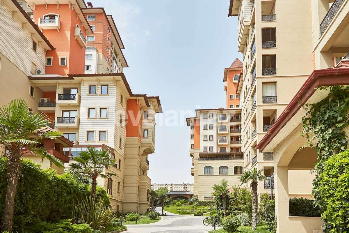 Satılır, yeni tikili, 5 otaqlı, 300 m², Gənclik m.