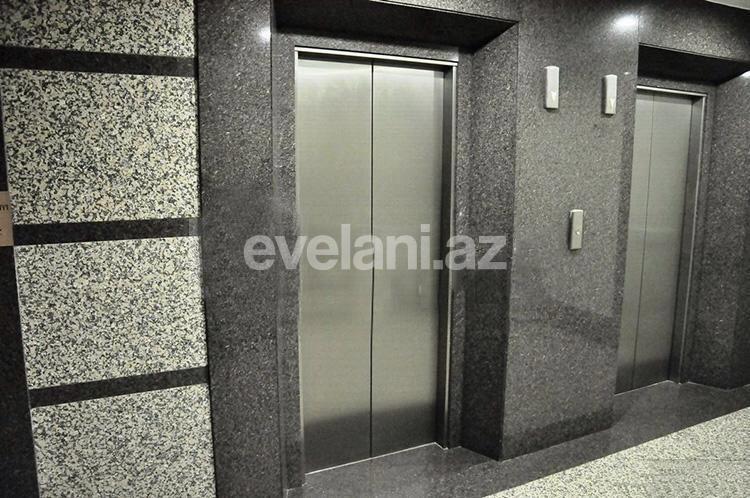 Продаётся, новостройка, 3-комнаты, 177 m², Элмляр Академиясы m.