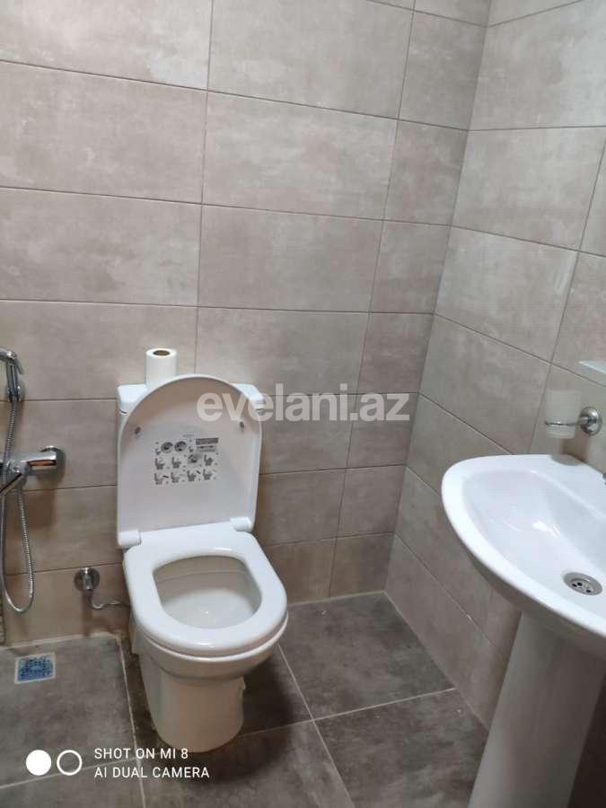Kirayə verilir, yeni tikili, 2 otaqlı, 49 m², İnşaatçılar m.