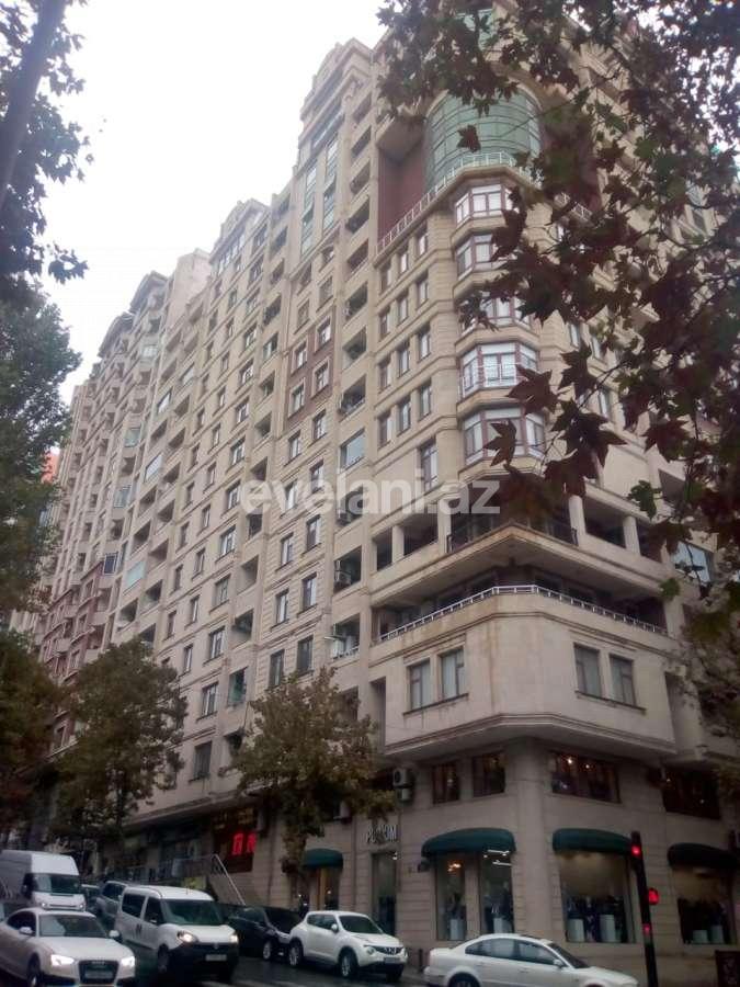 Rent, new building, 2 room, 90 m², Nasimi r.