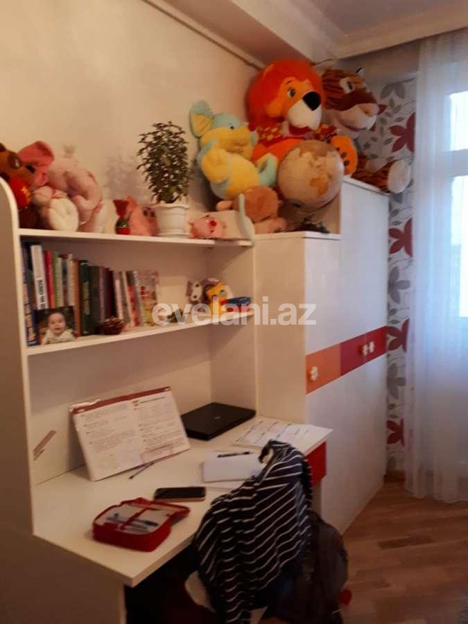 Satılır, yeni tikili, 3 otaqlı, 80 m², İnşaatçılar m.