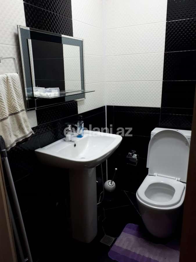 Satılır, yeni tikili, 3 otaqlı, 80 m², İnşaatçılar m.