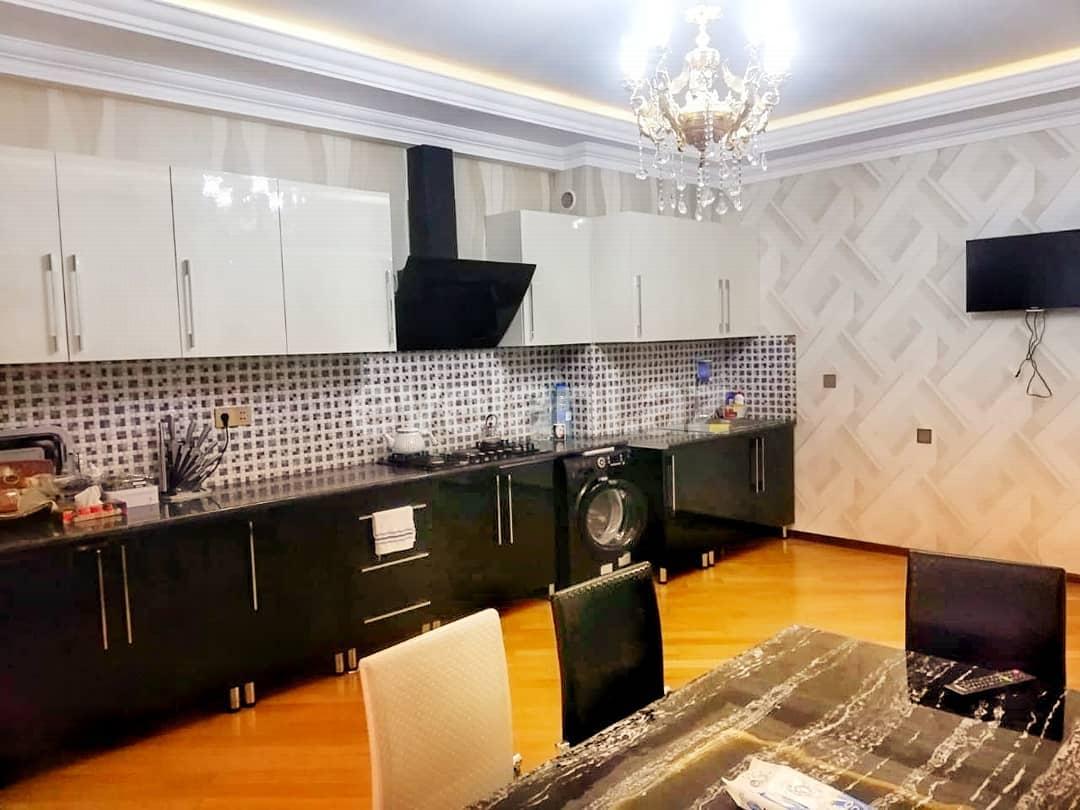 Satılır, yeni tikili, 3 otaqlı, 137 m², Şah İsmayıl Xətai m.