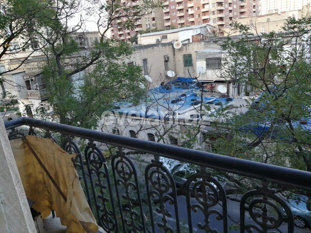 Satılır, köhnə tikili, 2 otaqlı, 65 m², Nizami m.