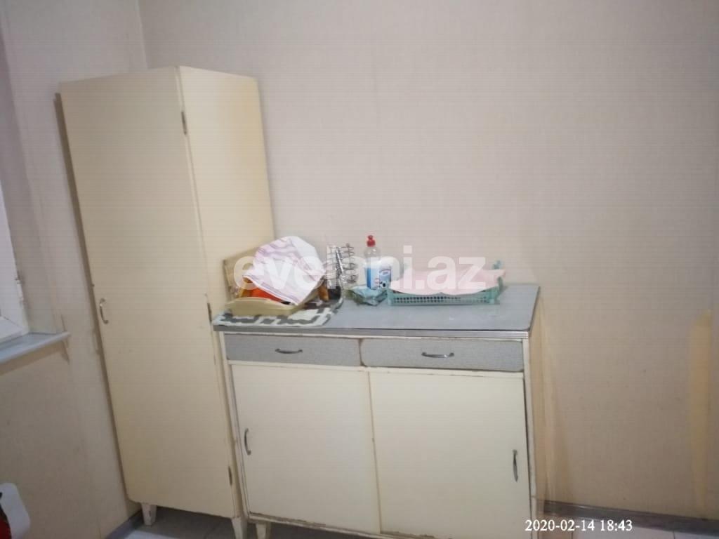 Sale, old building, 3 room, 70 m², Nariman Narimanov m.