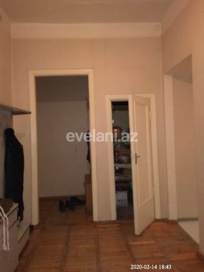 Sale, old building, 3 room, 70 m², Nariman Narimanov m.