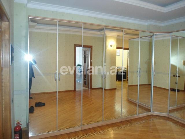 Satılır, yeni tikili, 4 otaqlı, 190 m², 28 may m.