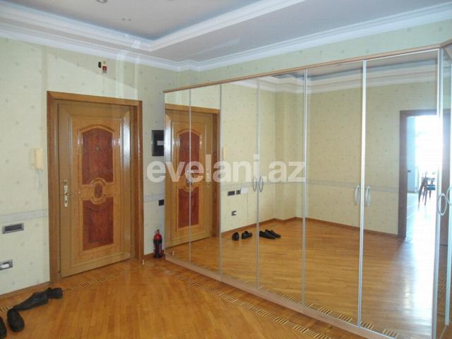 Satılır, yeni tikili, 4 otaqlı, 190 m², 28 may m.