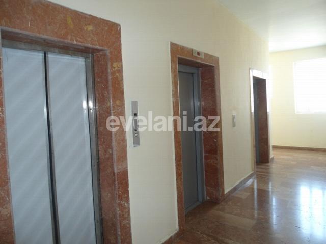 Satılır, yeni tikili, 4 otaqlı, 190 m², 28 may m.