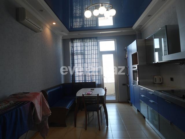Satılır, yeni tikili, 4 otaqlı, 190 m², 28 may m.