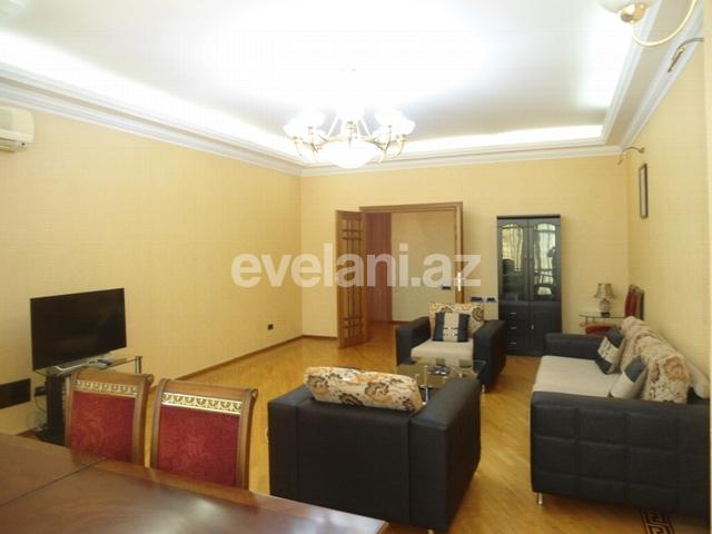 Satılır, yeni tikili, 4 otaqlı, 190 m², 28 may m.