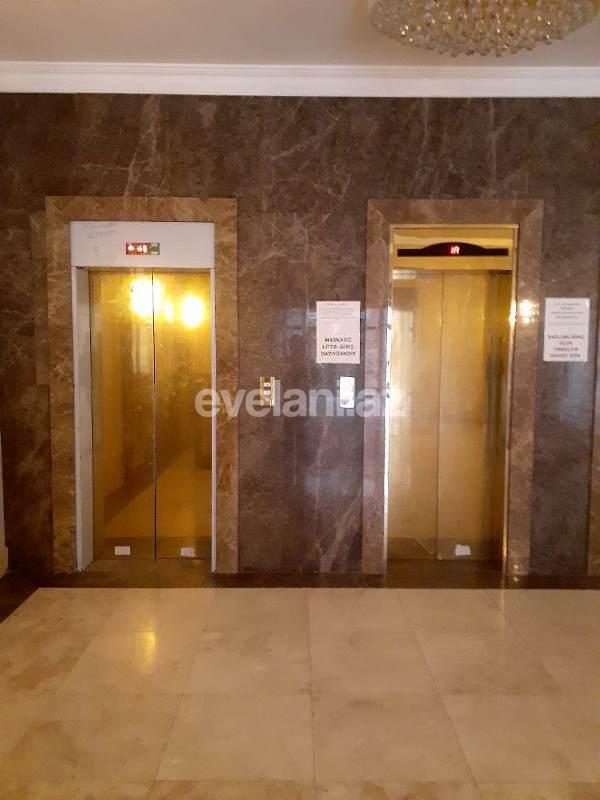 Satılır, yeni tikili, 5 otaqlı, 224 m², 28 may m.