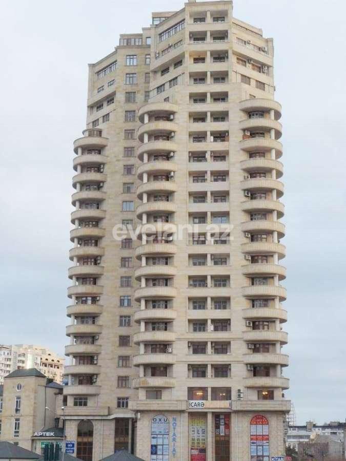 Satılır, yeni tikili, 2 otaqlı, 109 m², 28 may m.