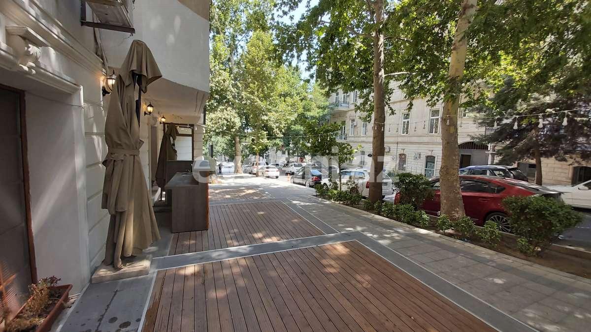 Kirayə verilir, obyekt, 300 m², İçəri Şəhər m.