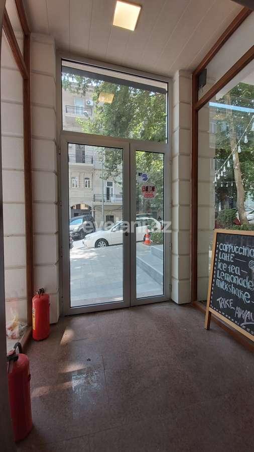 Kirayə verilir, obyekt, 300 m², İçəri Şəhər m.