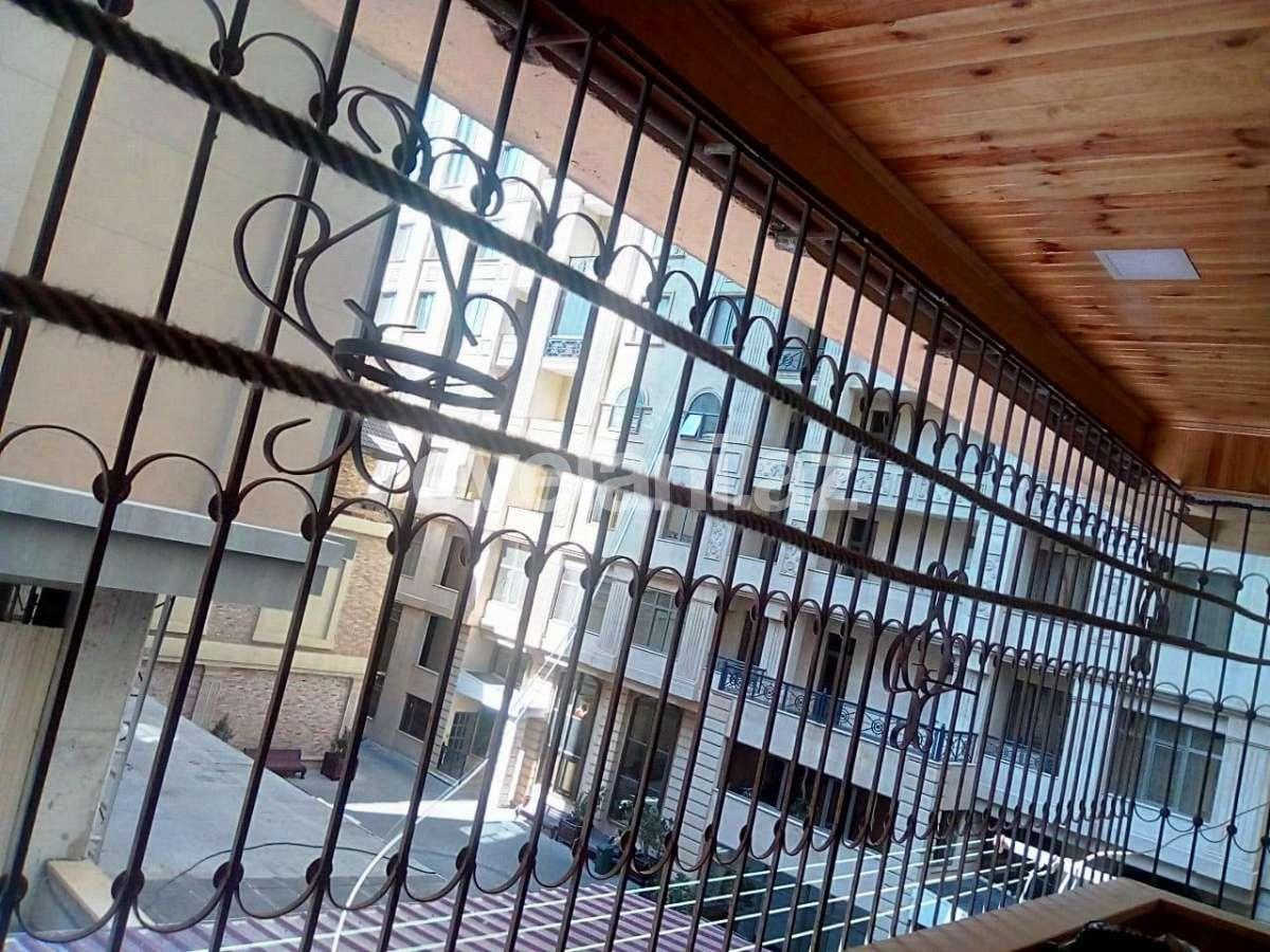 Rent, new building, 3 room, 120 m², Icheri Sheher m.