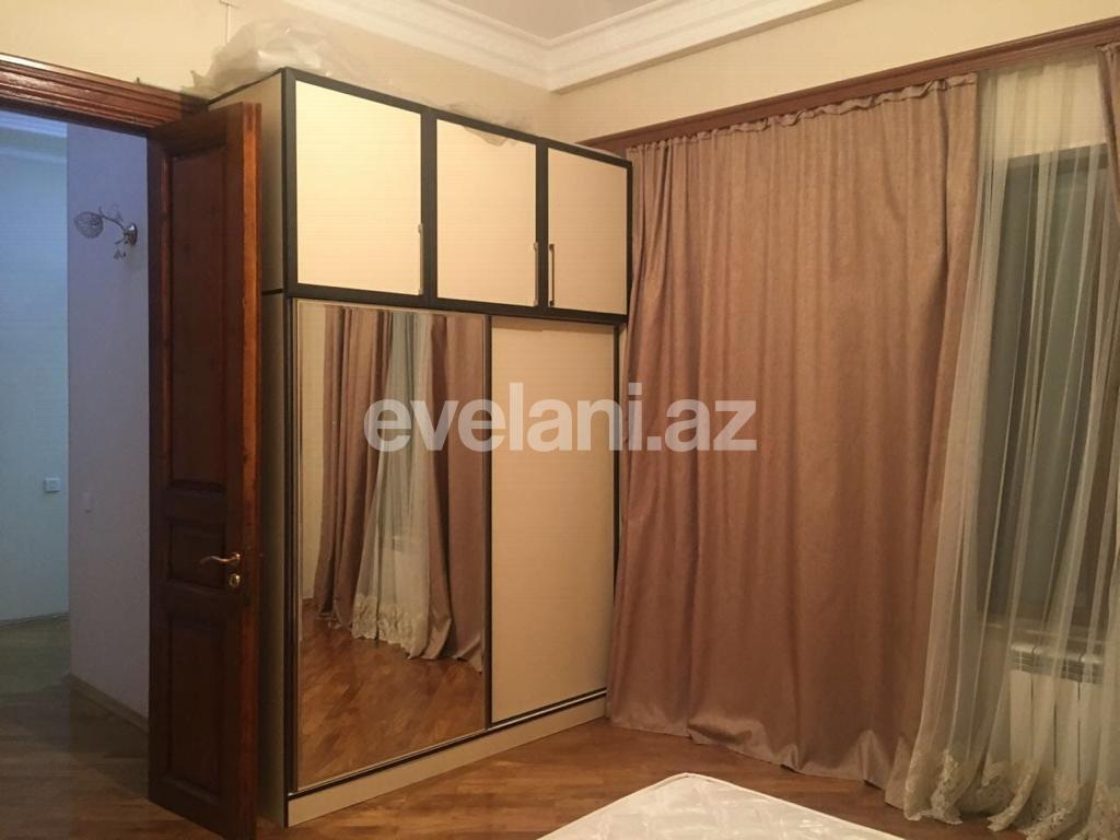 Kirayə verilir, köhnə tikili, 3 otaqlı, 130 m², İçəri Şəhər m.