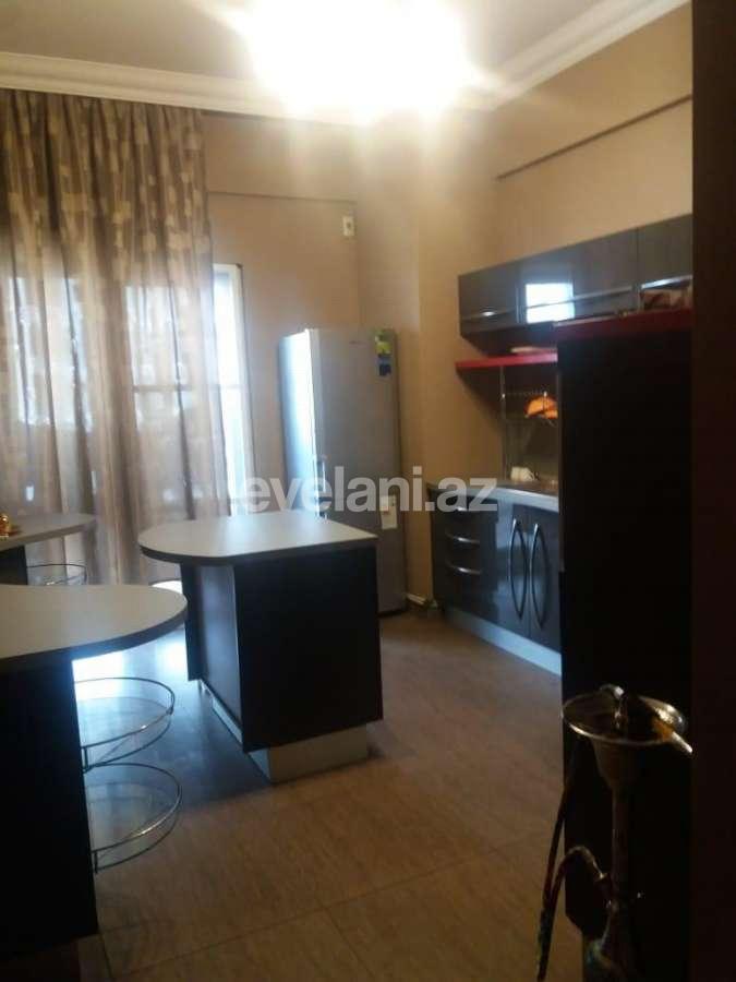 Satılır, yeni tikili, 4 otaqlı, 180 m², 28 may m.