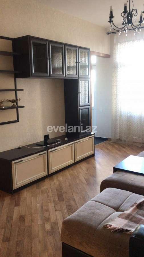 Kirayə verilir, yeni tikili, 2 otaqlı, 65 m², Elmlər Akademiyası m.