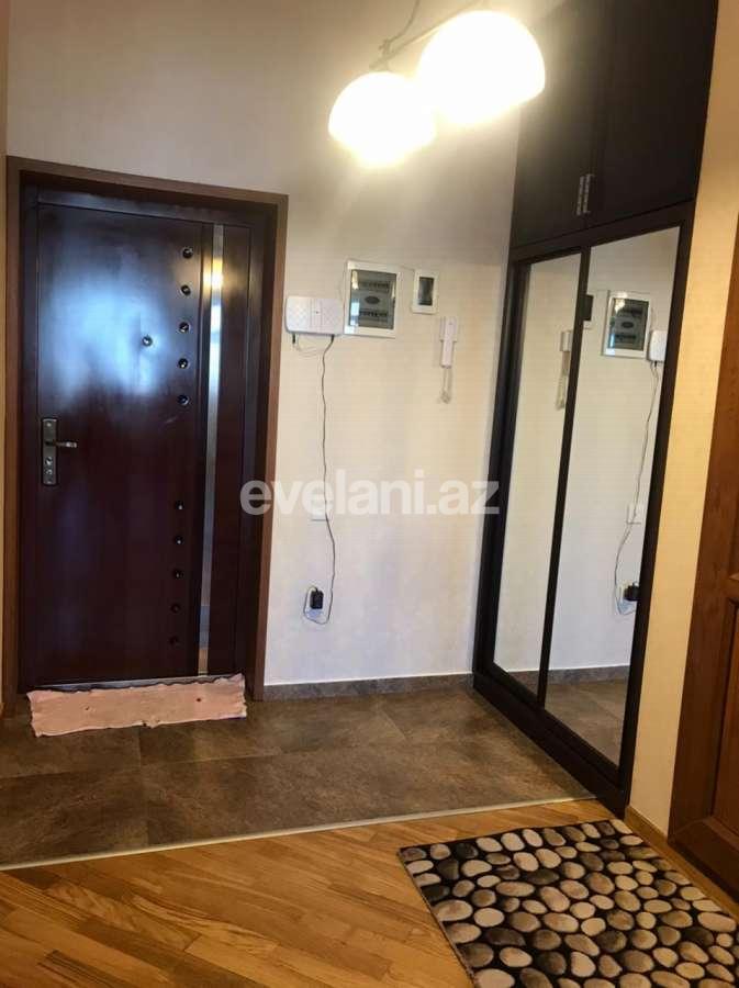 Kirayə verilir, yeni tikili, 2 otaqlı, 65 m², Elmlər Akademiyası m.