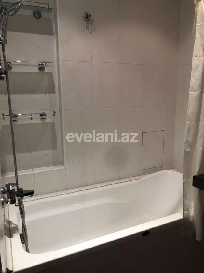 Kirayə verilir, yeni tikili, 2 otaqlı, 65 m², Elmlər Akademiyası m.