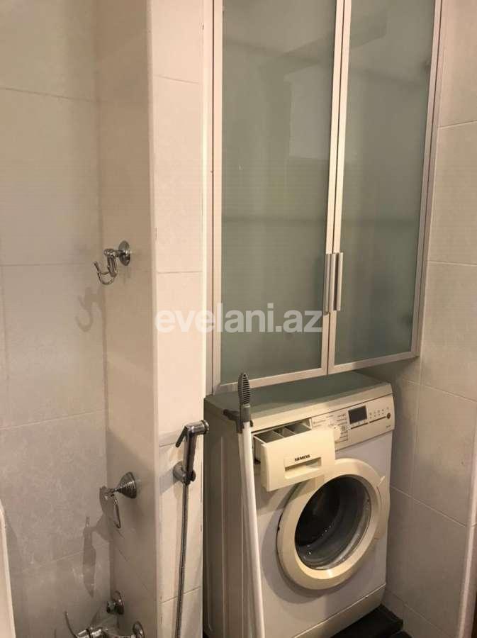 Kirayə verilir, yeni tikili, 2 otaqlı, 65 m², Elmlər Akademiyası m.