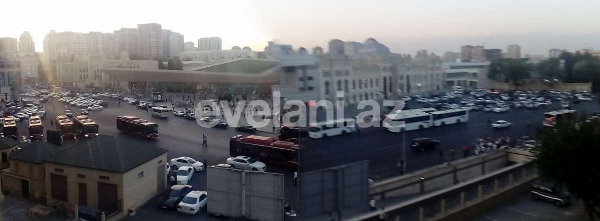 Sale, old building, 4 room, 300 m², 28 may m.