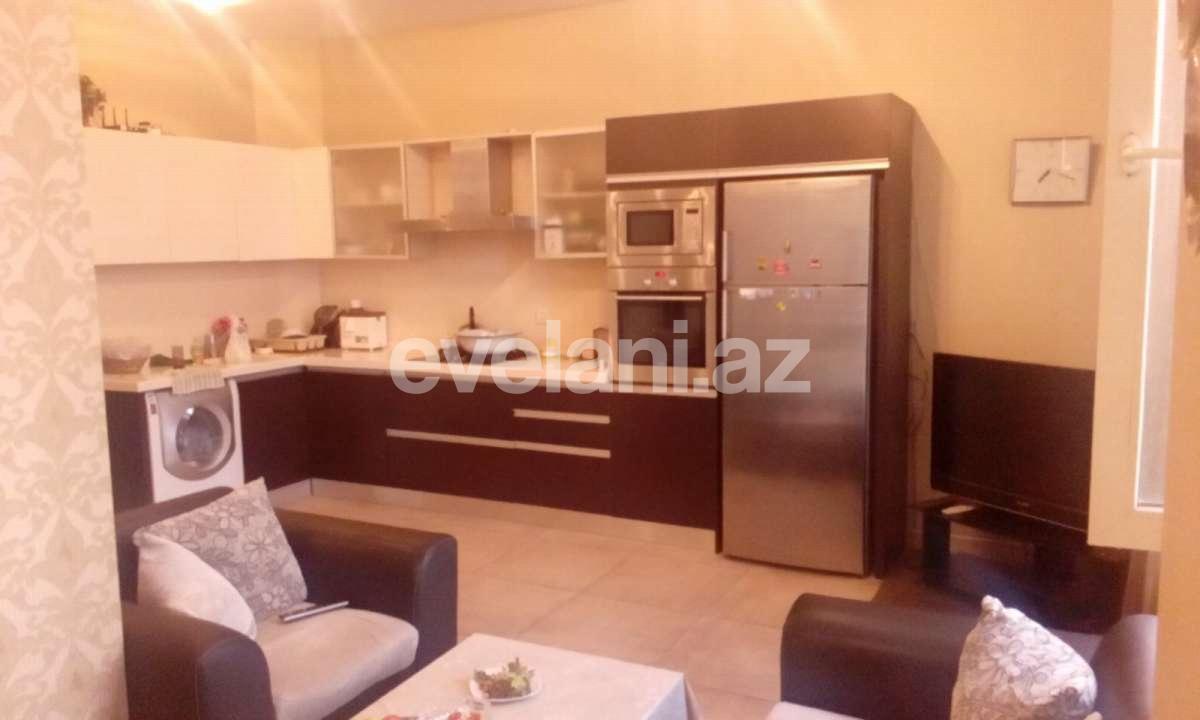 Sale, old building, 4 room, 300 m², 28 may m.