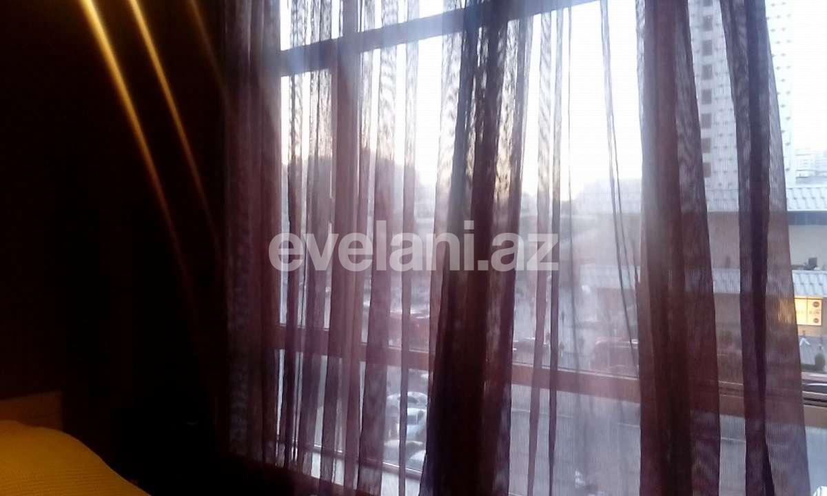 Sale, old building, 4 room, 300 m², 28 may m.