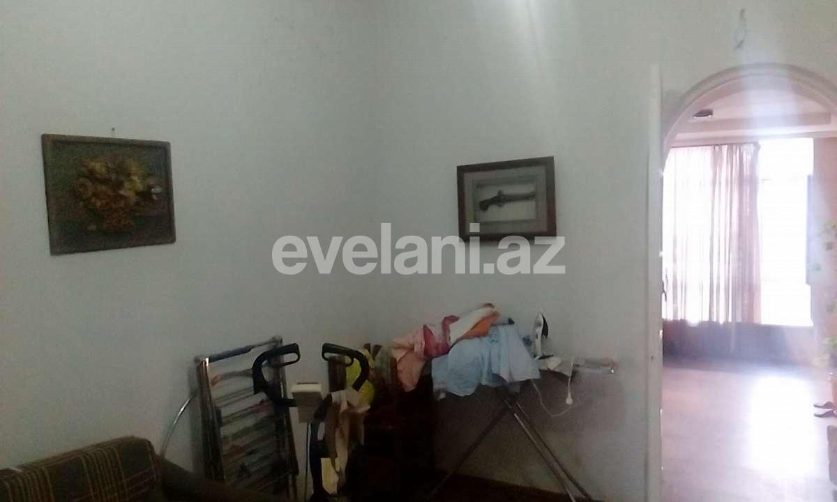 Sale, old building, 4 room, 300 m², 28 may m.