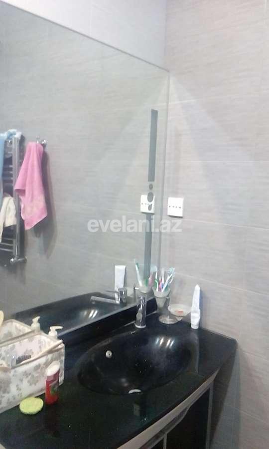 Sale, old building, 4 room, 300 m², 28 may m.