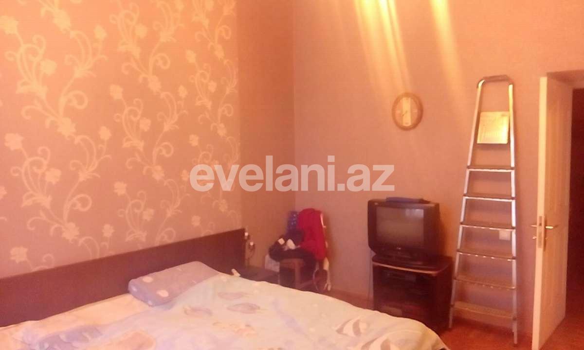 Sale, old building, 4 room, 300 m², 28 may m.