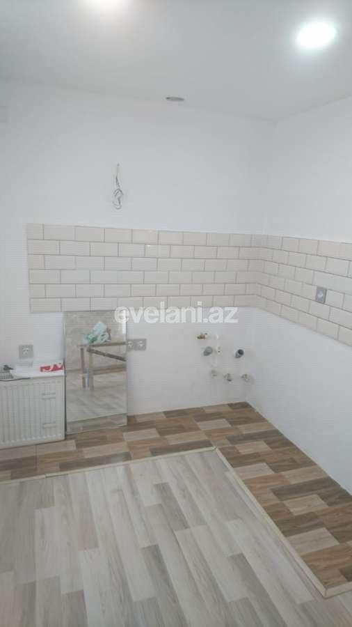 Продаётся, вторичка, 1-комнаты, 32 m², Низами m.
