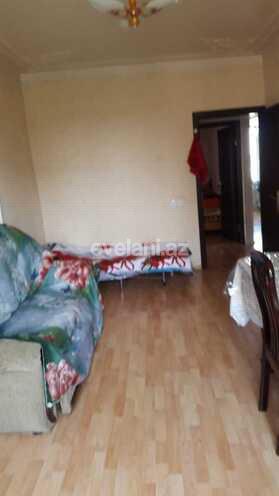 Satılır, köhnə tikili, 2 otaqlı, 55 m², Xalqlar Dostluğu m.