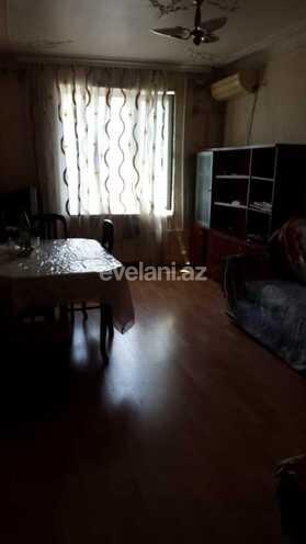 Satılır, köhnə tikili, 2 otaqlı, 55 m², Xalqlar Dostluğu m.