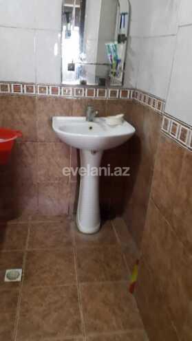 Satılır, köhnə tikili, 2 otaqlı, 55 m², Xalqlar Dostluğu m.